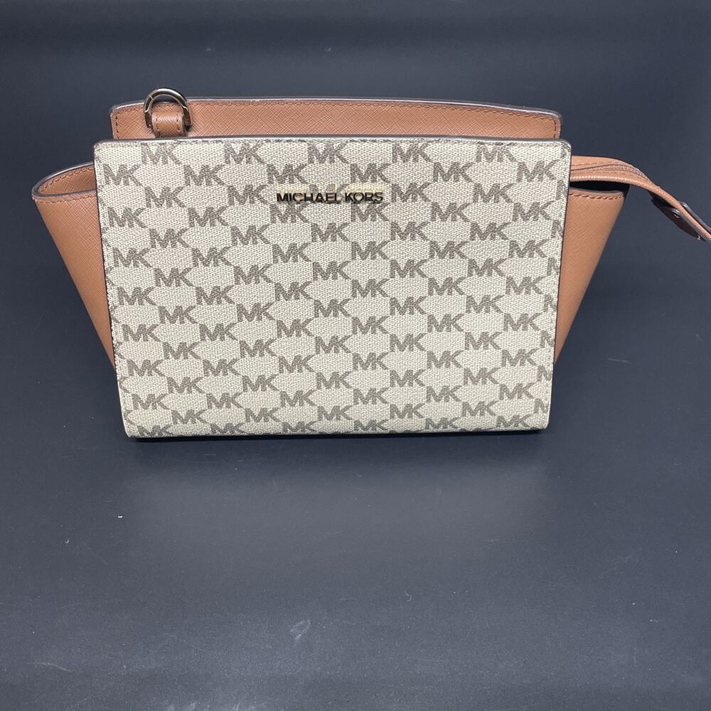 Michael Kors Selma Med Leather Logo Messenger Crossbody Bag Browns Strap DAMAGED - Picture 2 of 16